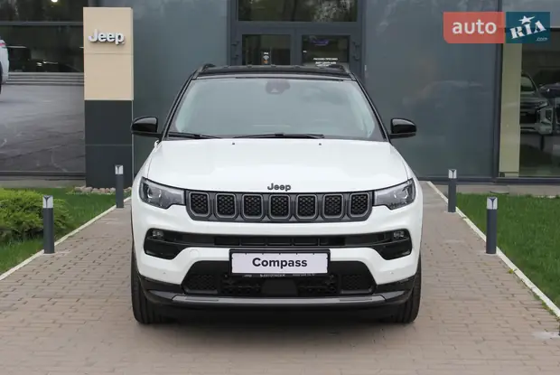Jeep Compass Summit