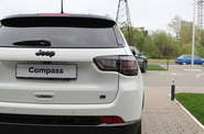 Jeep Compass Summit