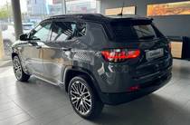 Jeep Compass Summit