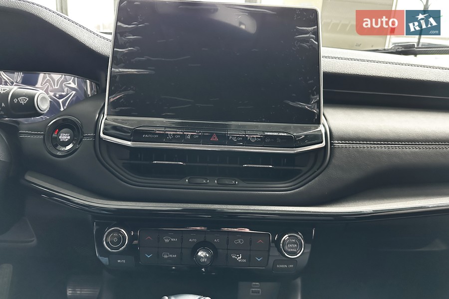 Jeep Compass - фото 18