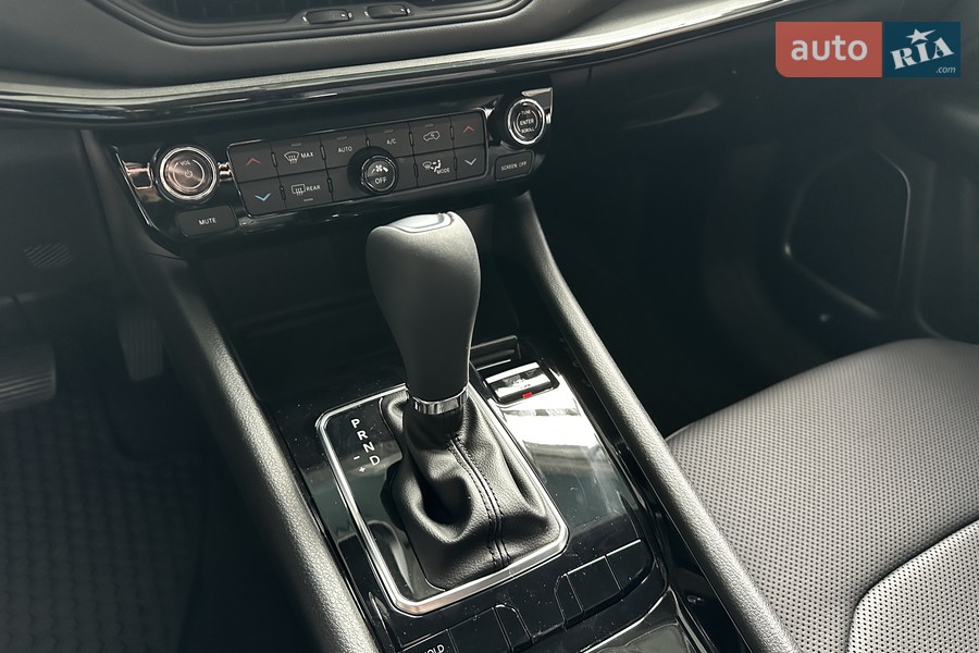 Jeep Compass - фото 21