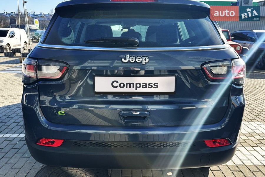 Jeep Compass - фото 5