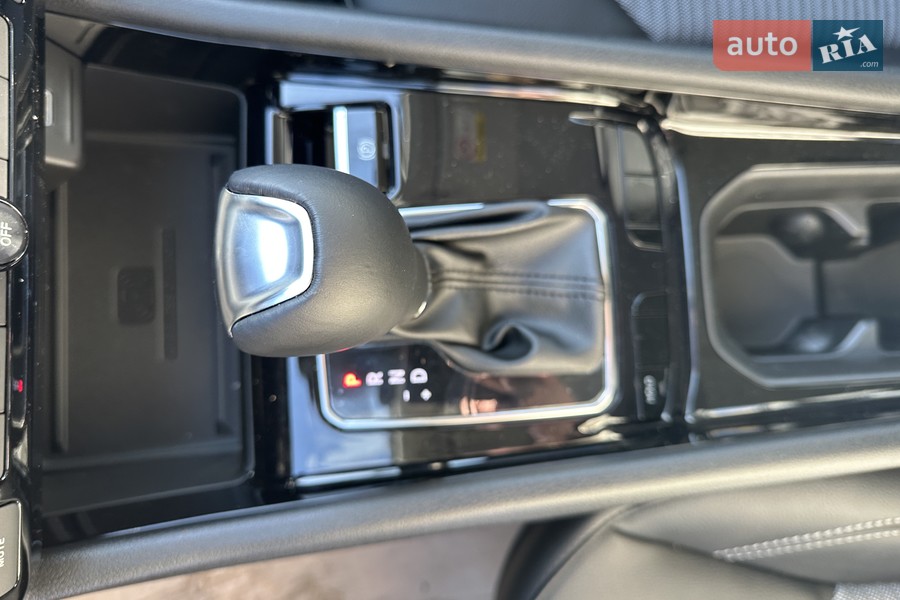 Jeep Compass - фото 16