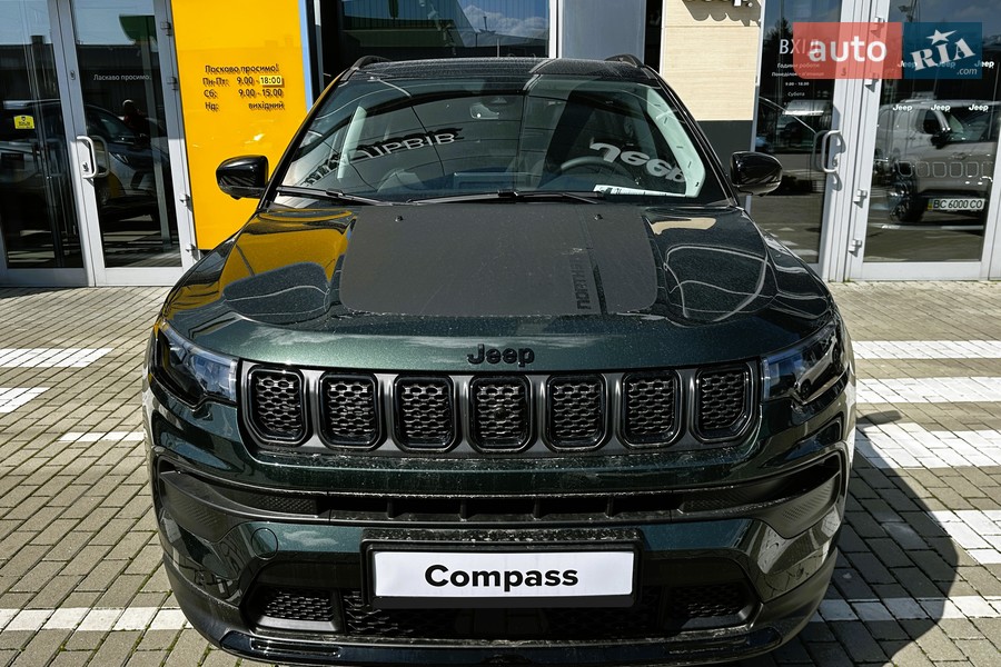 Jeep Compass - фото 2