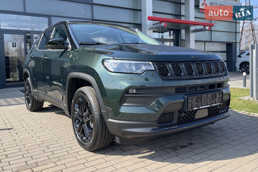 Jeep Compass - фото 1