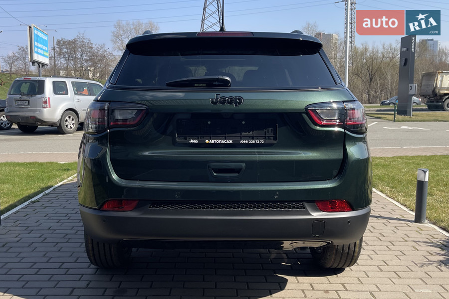 Jeep Compass - фото 6