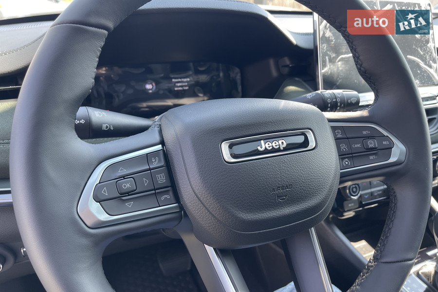 Jeep Compass - фото 9