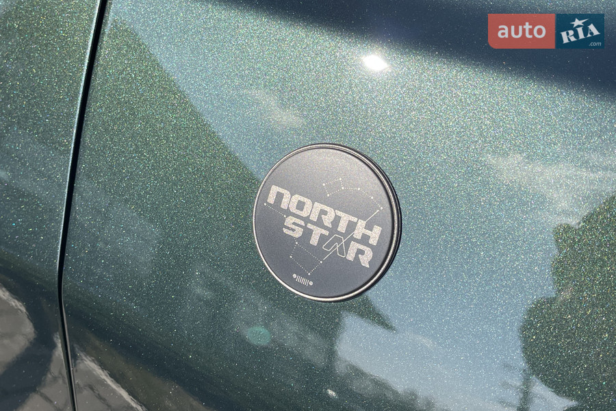 Jeep Compass - фото 17