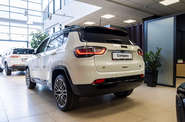 Jeep Compass Summit