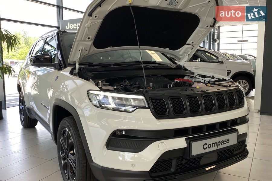 Jeep Compass - фото 19