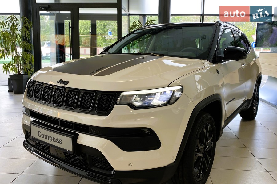 Jeep Compass - фото 2