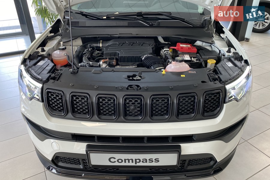 Jeep Compass - фото 20