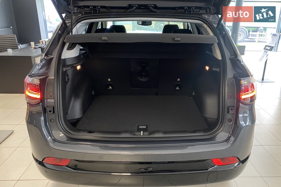 Jeep Compass - фото 5