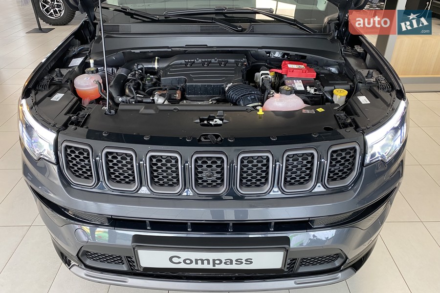 Jeep Compass - фото 21