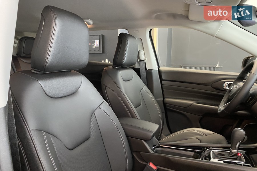 Jeep Compass - фото 15