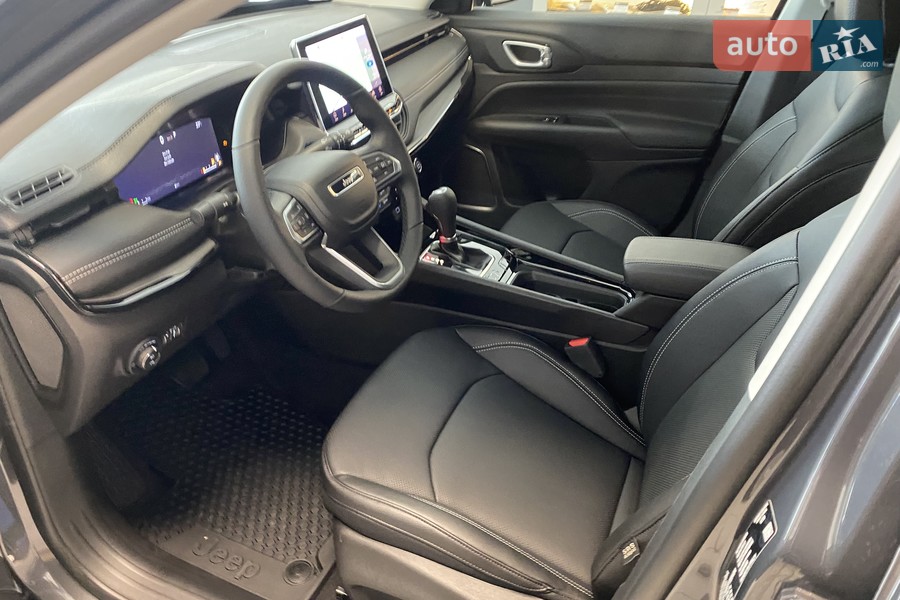 Jeep Compass - фото 17