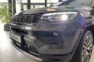 Jeep Compass Summit