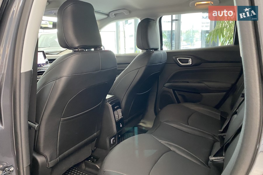 Jeep Compass - фото 14