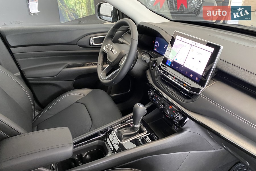 Jeep Compass - фото 18
