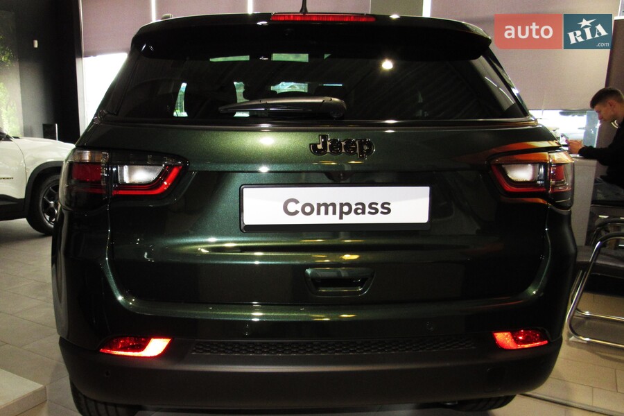 Jeep Compass - фото 5