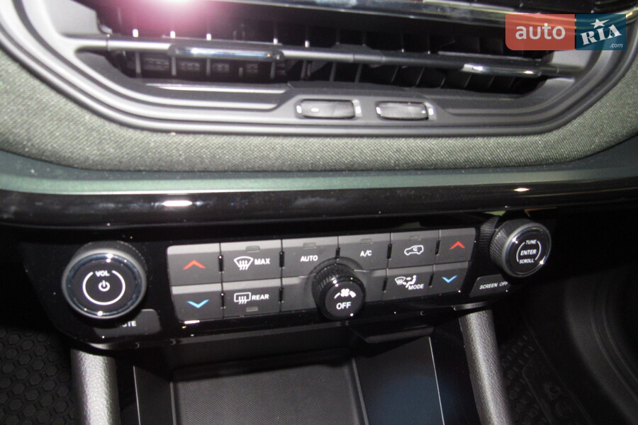 Jeep Compass - фото 17