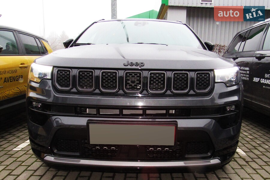 Jeep Compass - фото 2