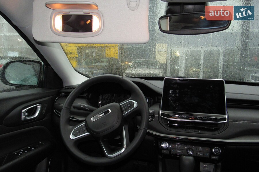 Jeep Compass - фото 6
