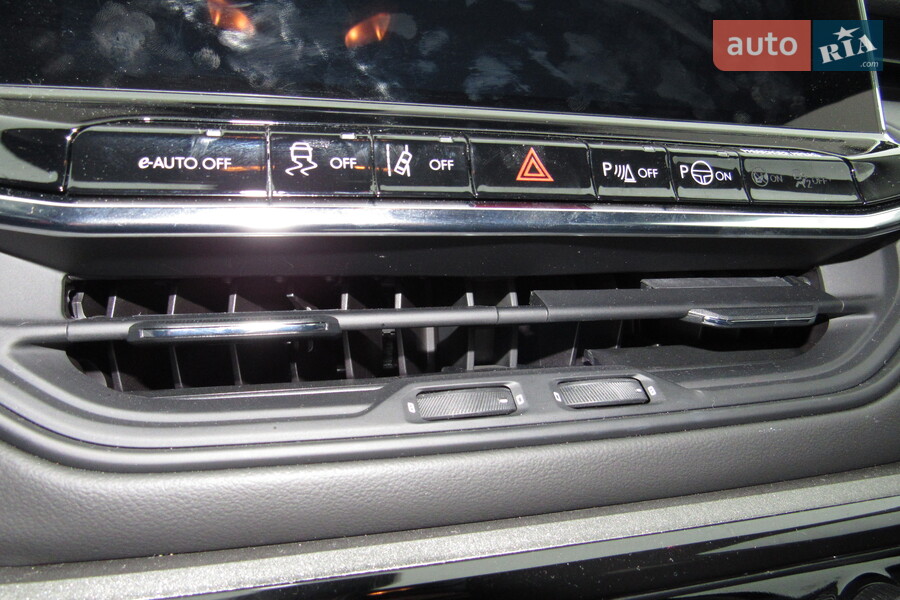 Jeep Compass - фото 15