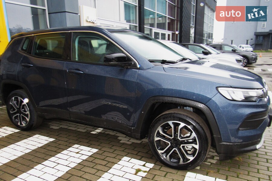 Jeep Compass - фото 3