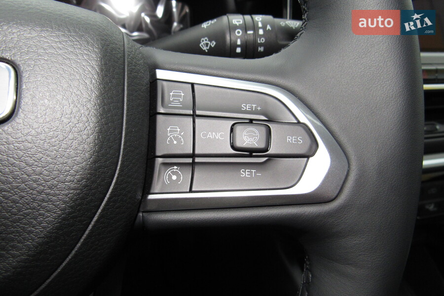 Jeep Compass - фото 23