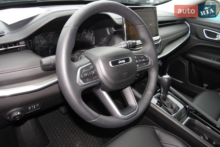 Jeep Compass - фото 19