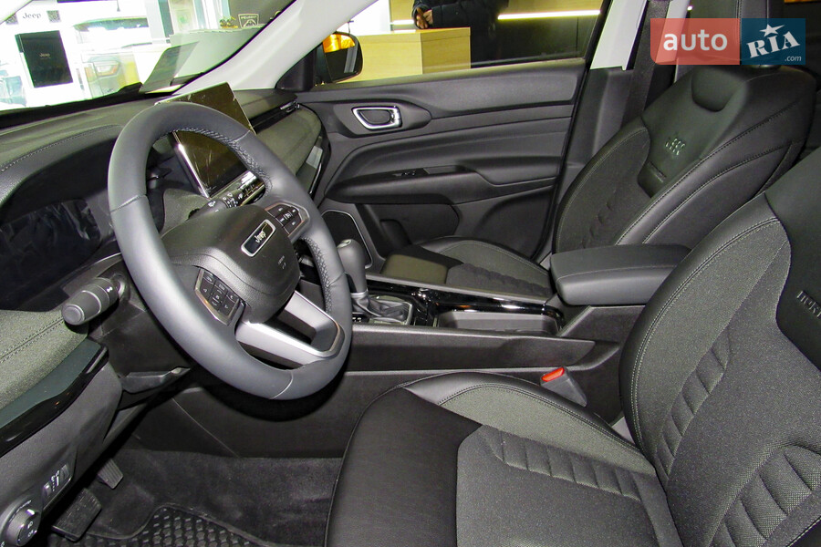 Jeep Compass - фото 17