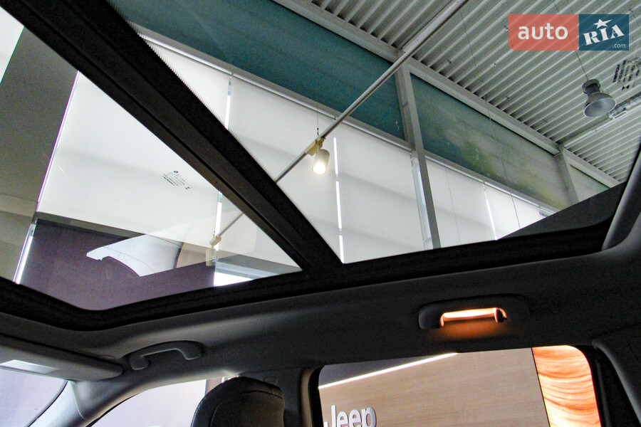 Jeep Compass - фото 22