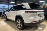 Jeep Grand Cherokee - фото 3
