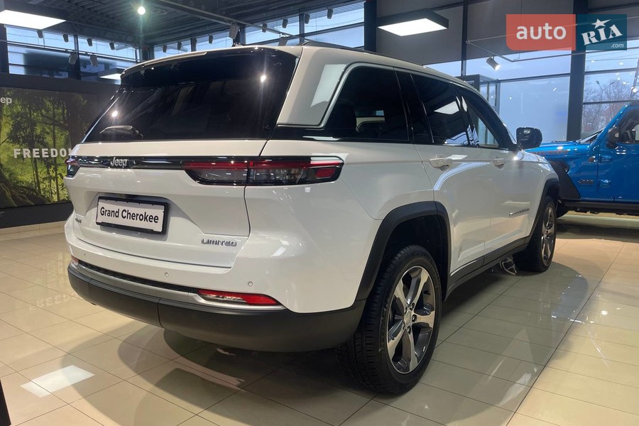 Jeep Grand Cherokee - фото 4