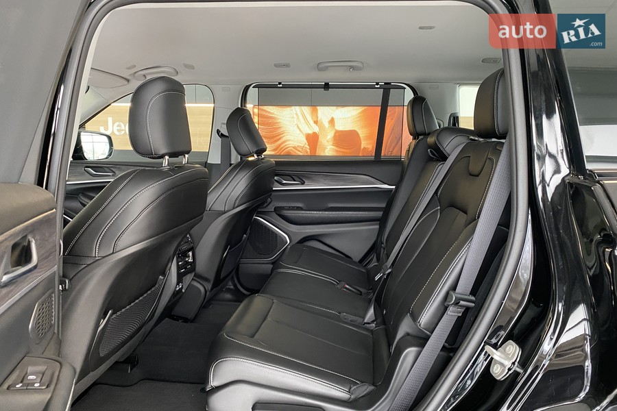 Jeep Grand Cherokee - фото 25