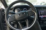 Jeep Grand Cherokee - фото 12