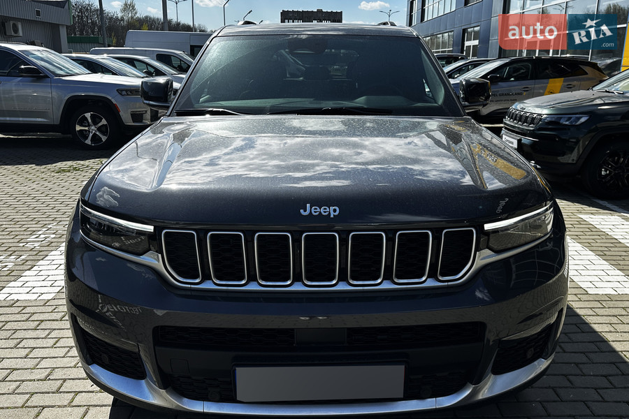 Jeep Grand Cherokee - фото 1