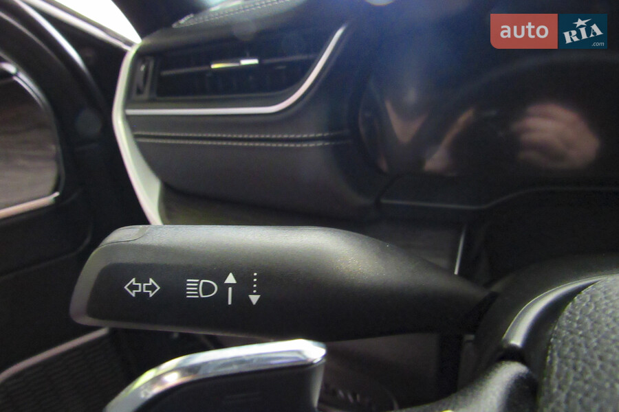 Jeep Grand Cherokee - фото 9