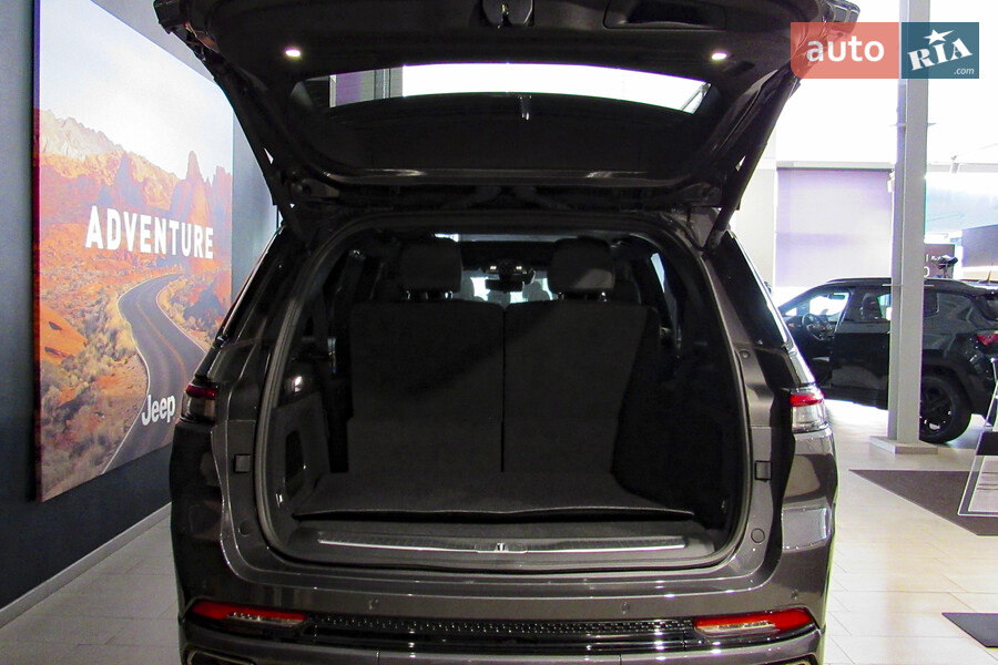 Jeep Grand Cherokee - фото 7