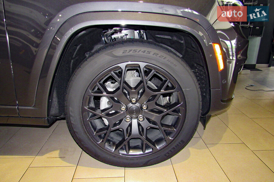 Jeep Grand Cherokee - фото 6