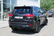 Jeep Grand Cherokee Base