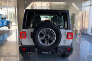 Jeep Wrangler Sahara