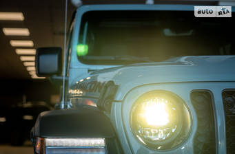 Jeep Wrangler 2.0i AT (272 к.с.) AWD 2023