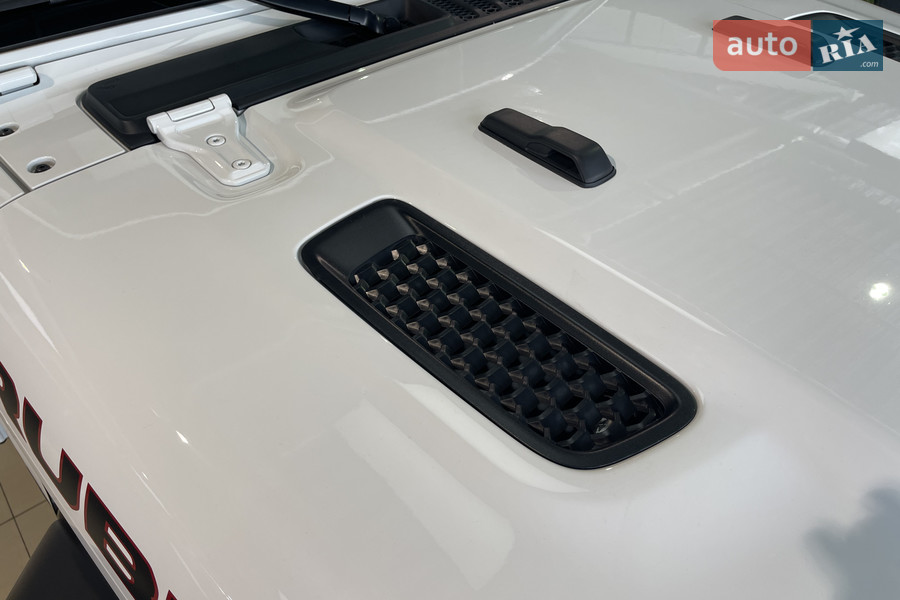 Jeep Wrangler - фото 10