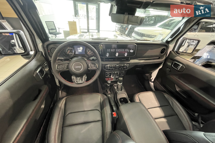 Jeep Wrangler - фото 11