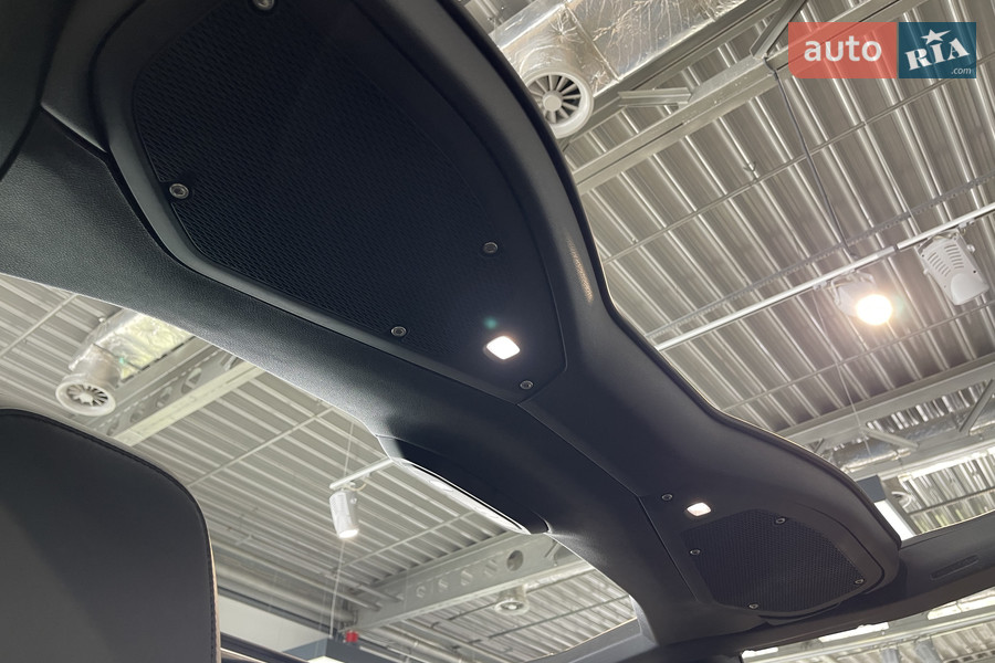 Jeep Wrangler - фото 18