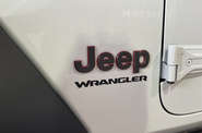 Jeep Wrangler - фото 20