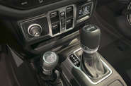 Jeep Wrangler - фото 7