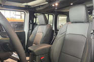 Jeep Wrangler - фото 10